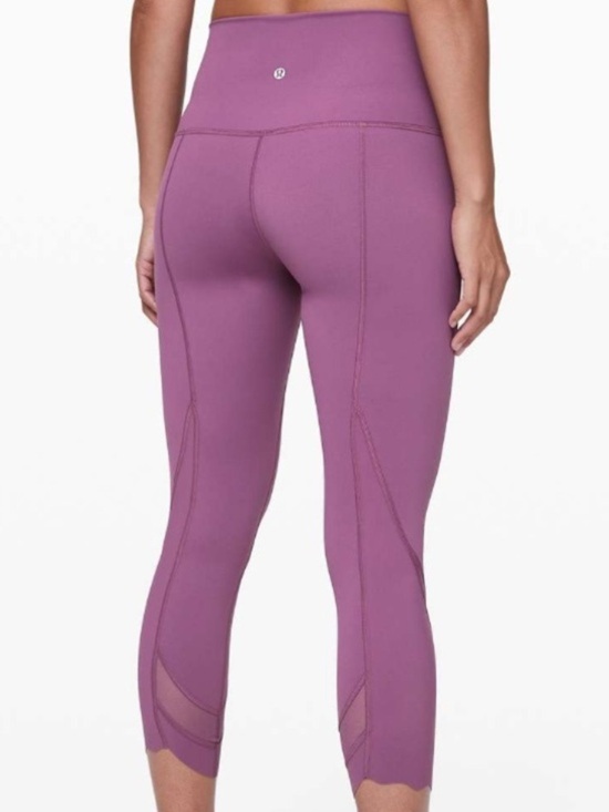 lululemon athletica Pants - Lululemon Wunder Under Crop II *Roll Down Scallop Full-On Luxtreme 24" in V Plum